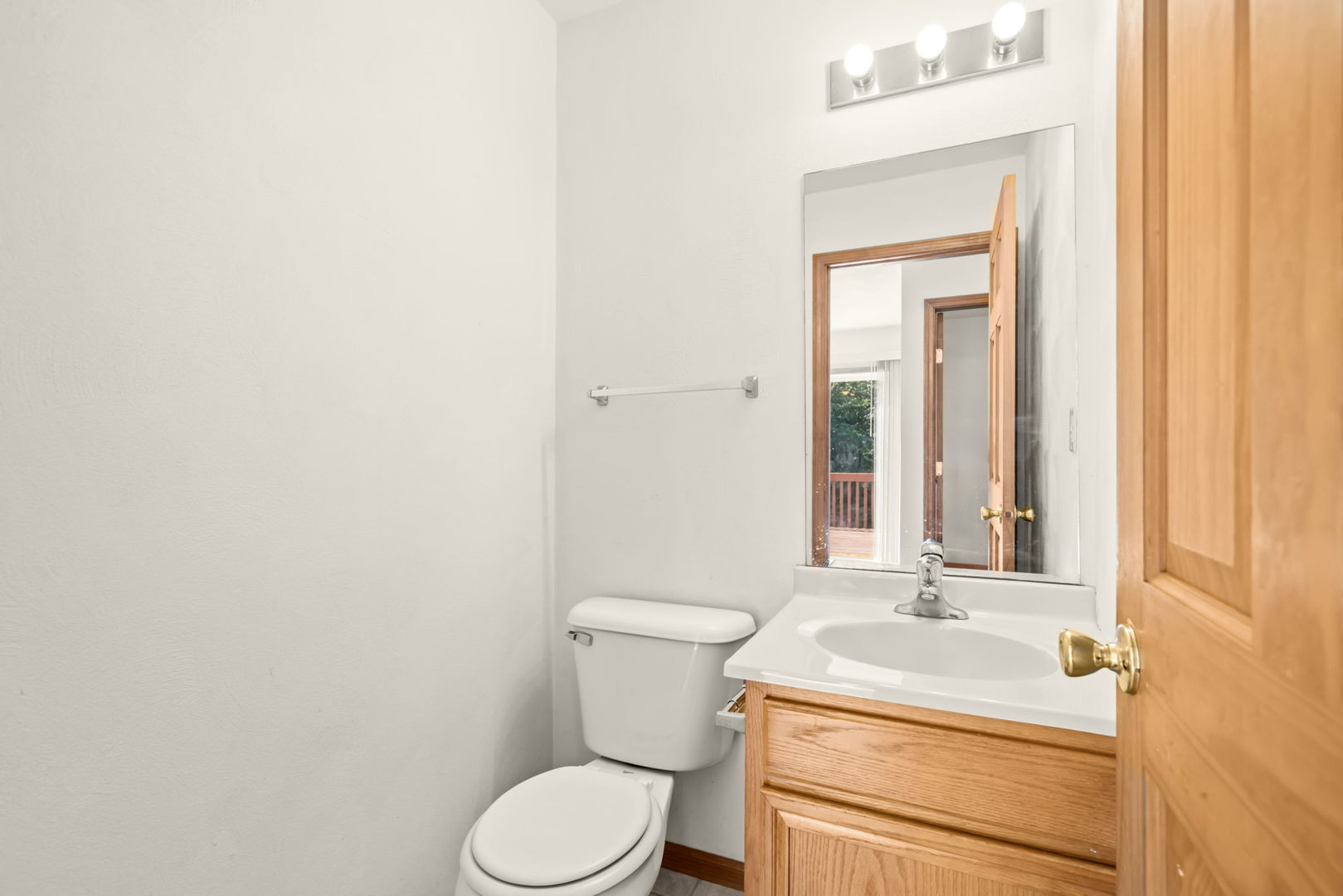 5480 Bastian Boulevard Property Photo 13