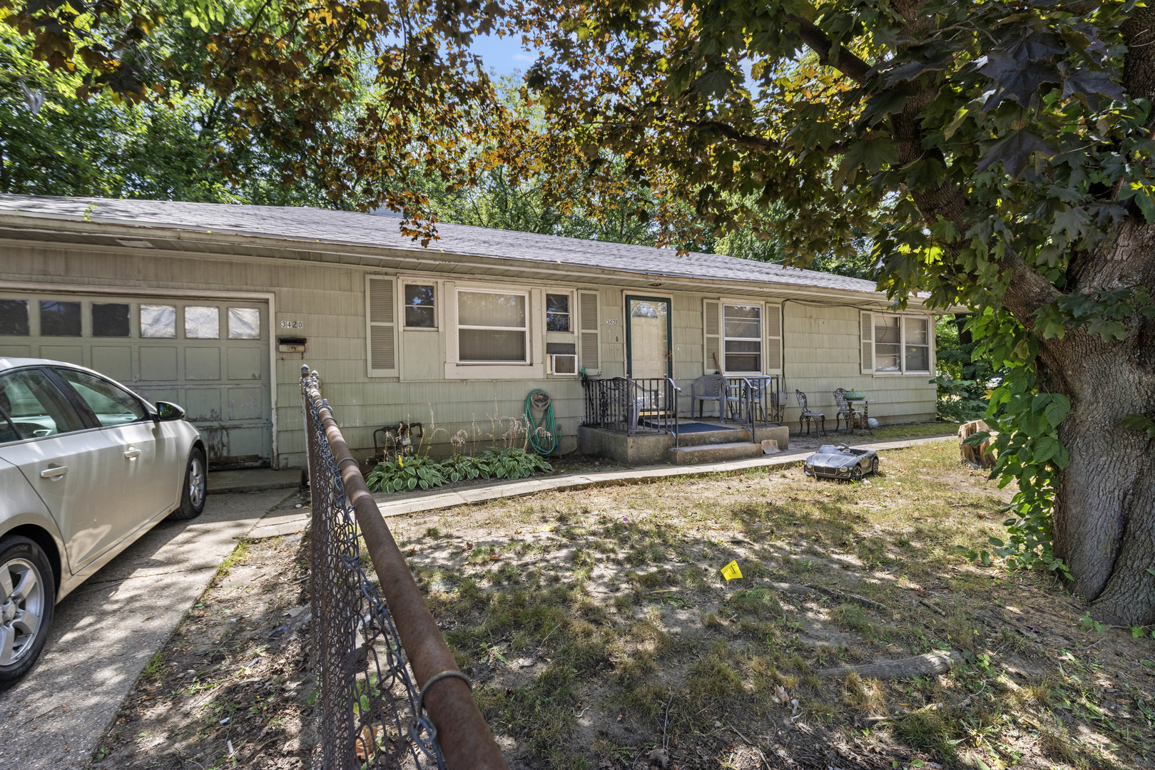 3420 Auburn Street Property Photo 1