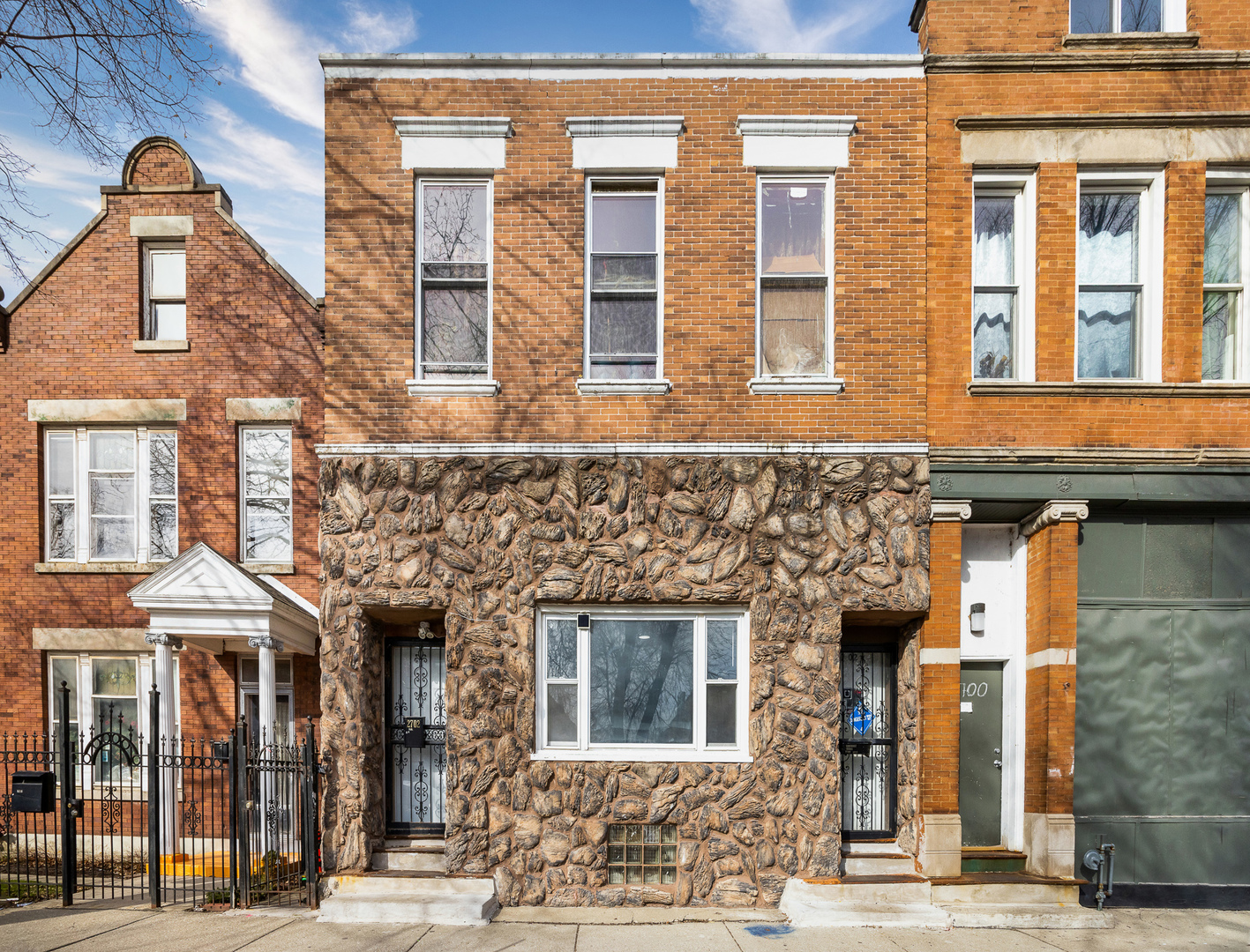 2702 S Spaulding Avenue Property Photo 1