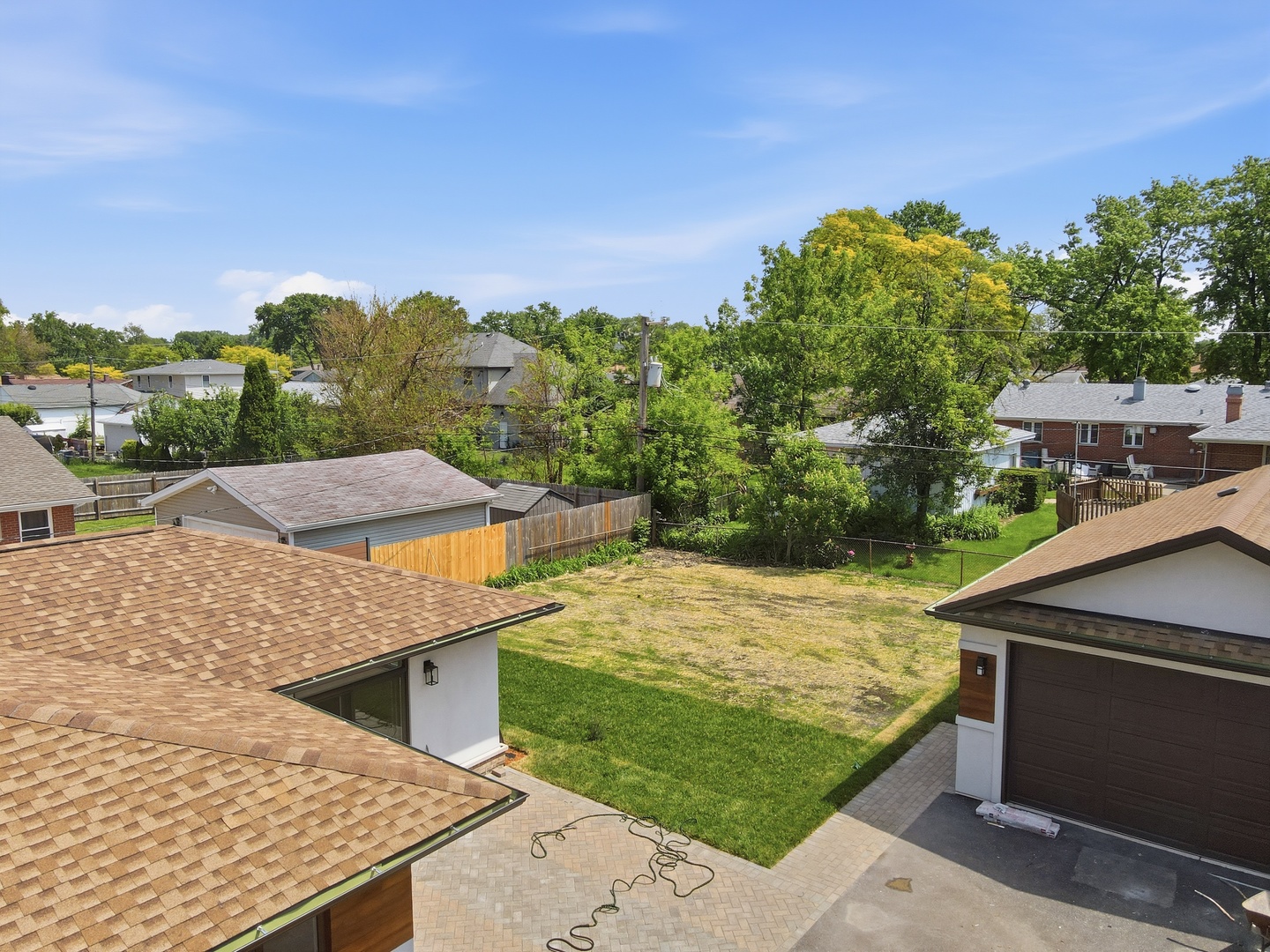 10409 S 82 Avenue Property Photo 32