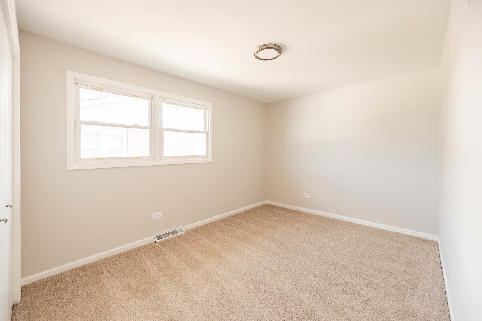 18326 Bock Road Property Photo 7