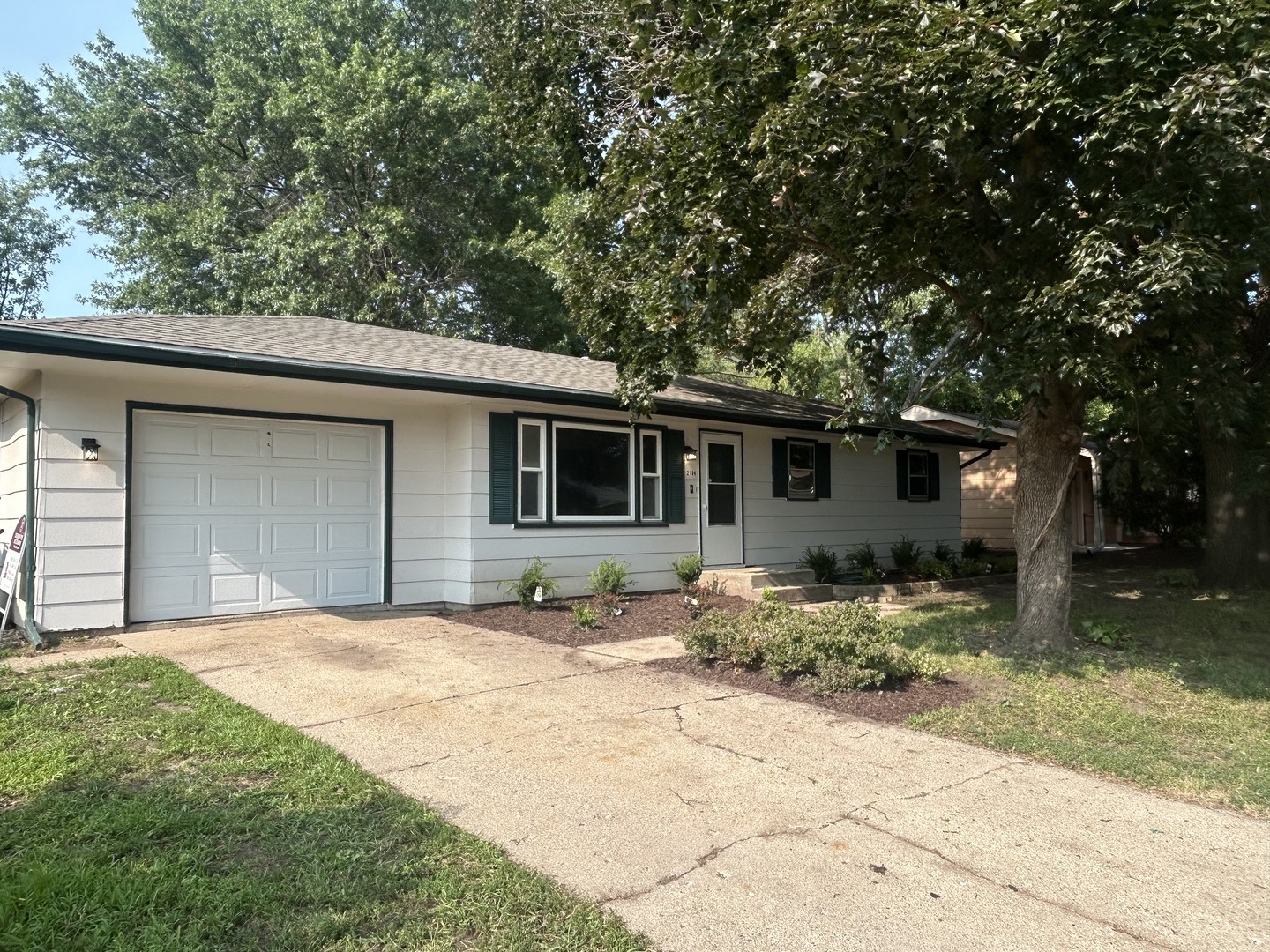 2104 Devon Avenue Property Photo 1