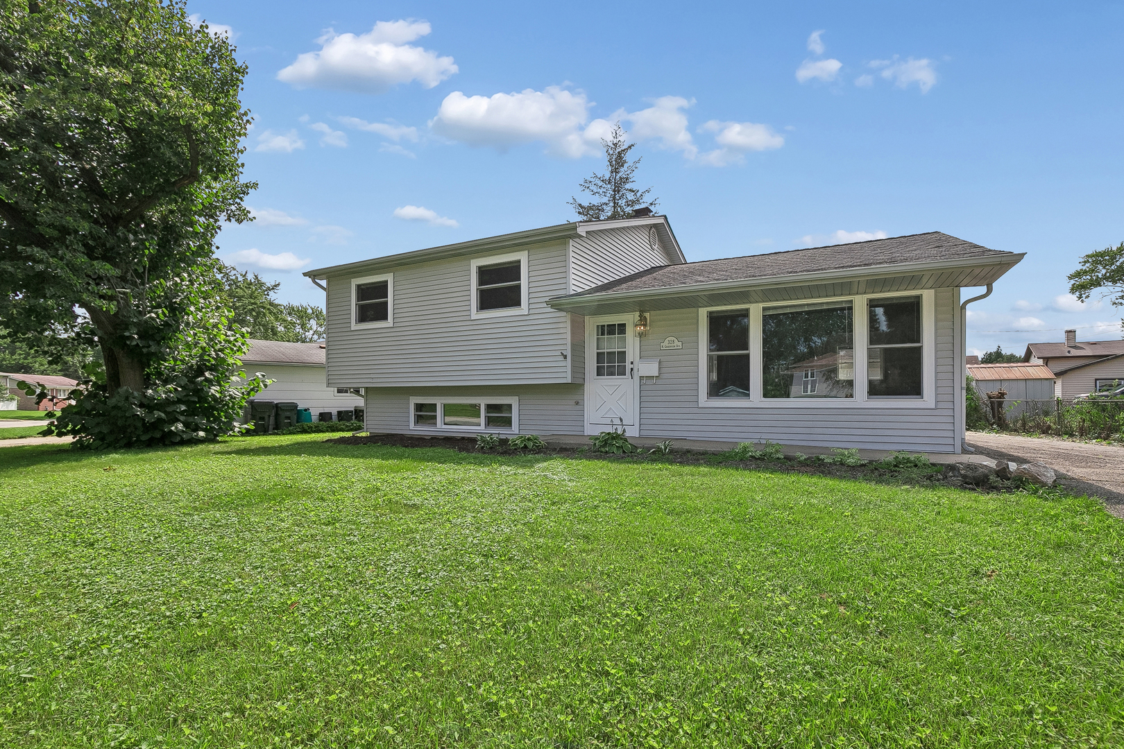 328 N Greenview Avenue Property Photo 2