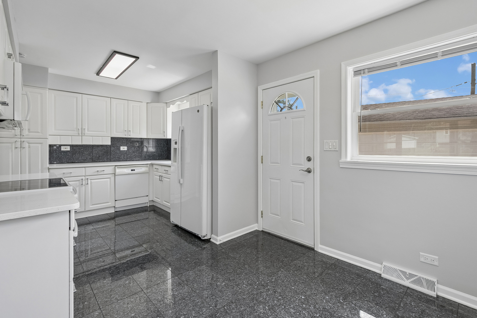 328 N Greenview Avenue Property Photo 5