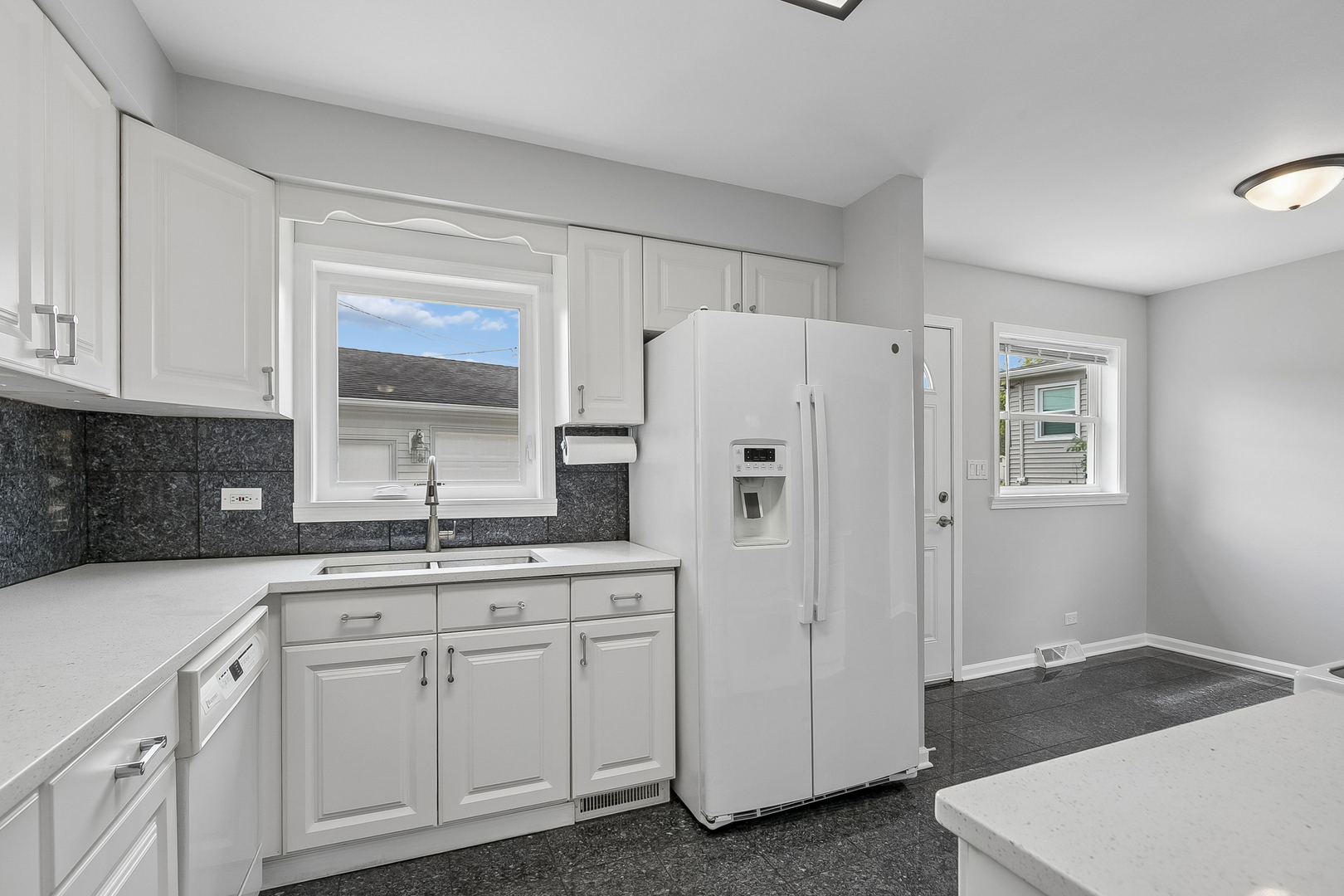 328 N Greenview Avenue Property Photo 7