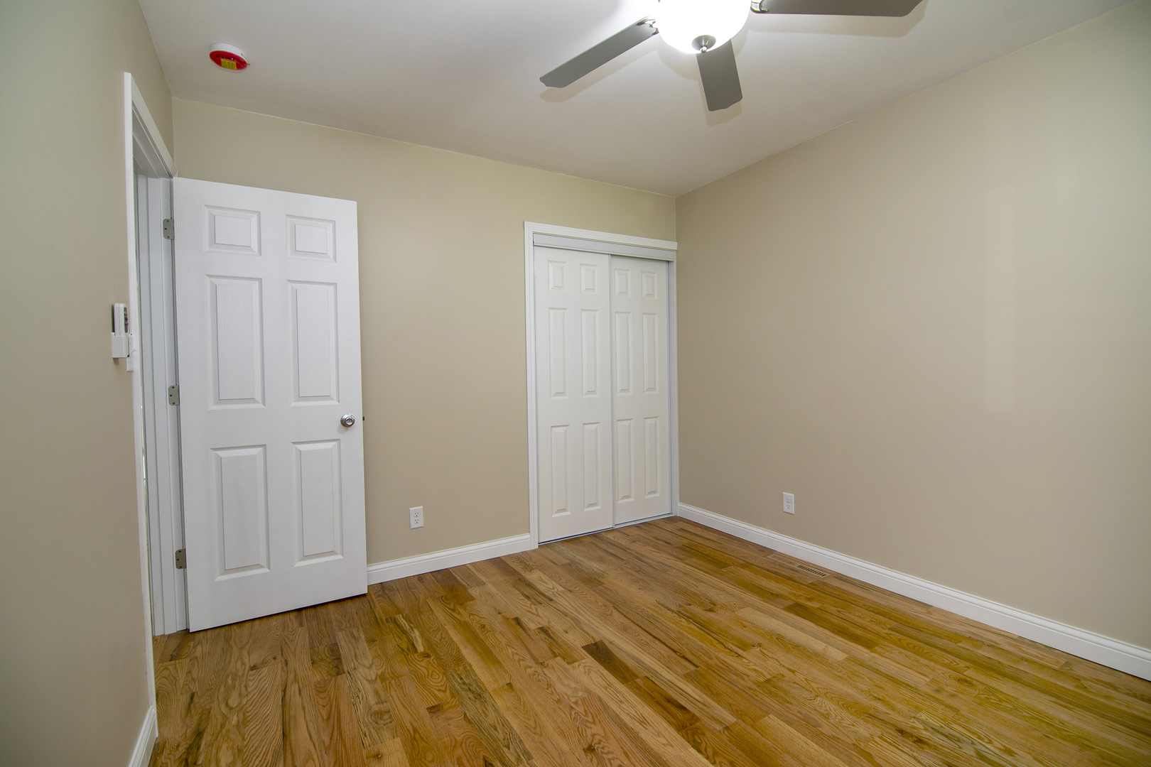 654 W River Street Property Photo 15