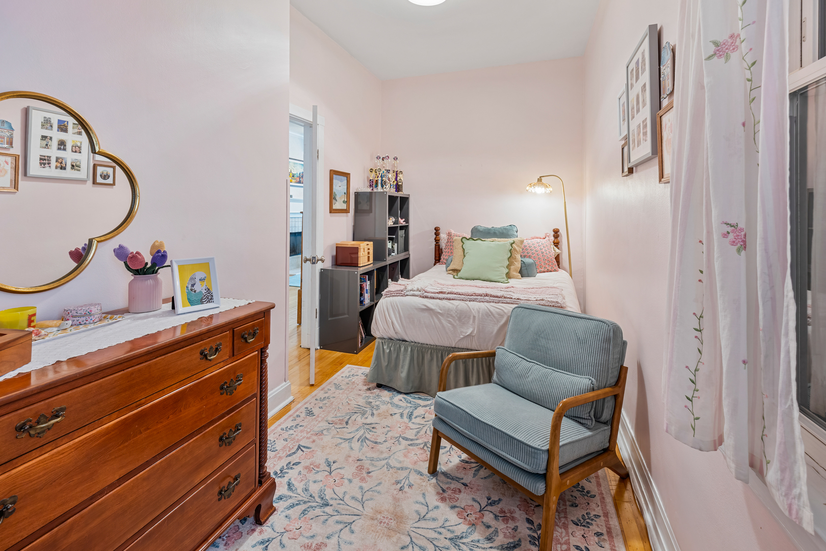 3719 N Janssen Avenue Property Photo 11