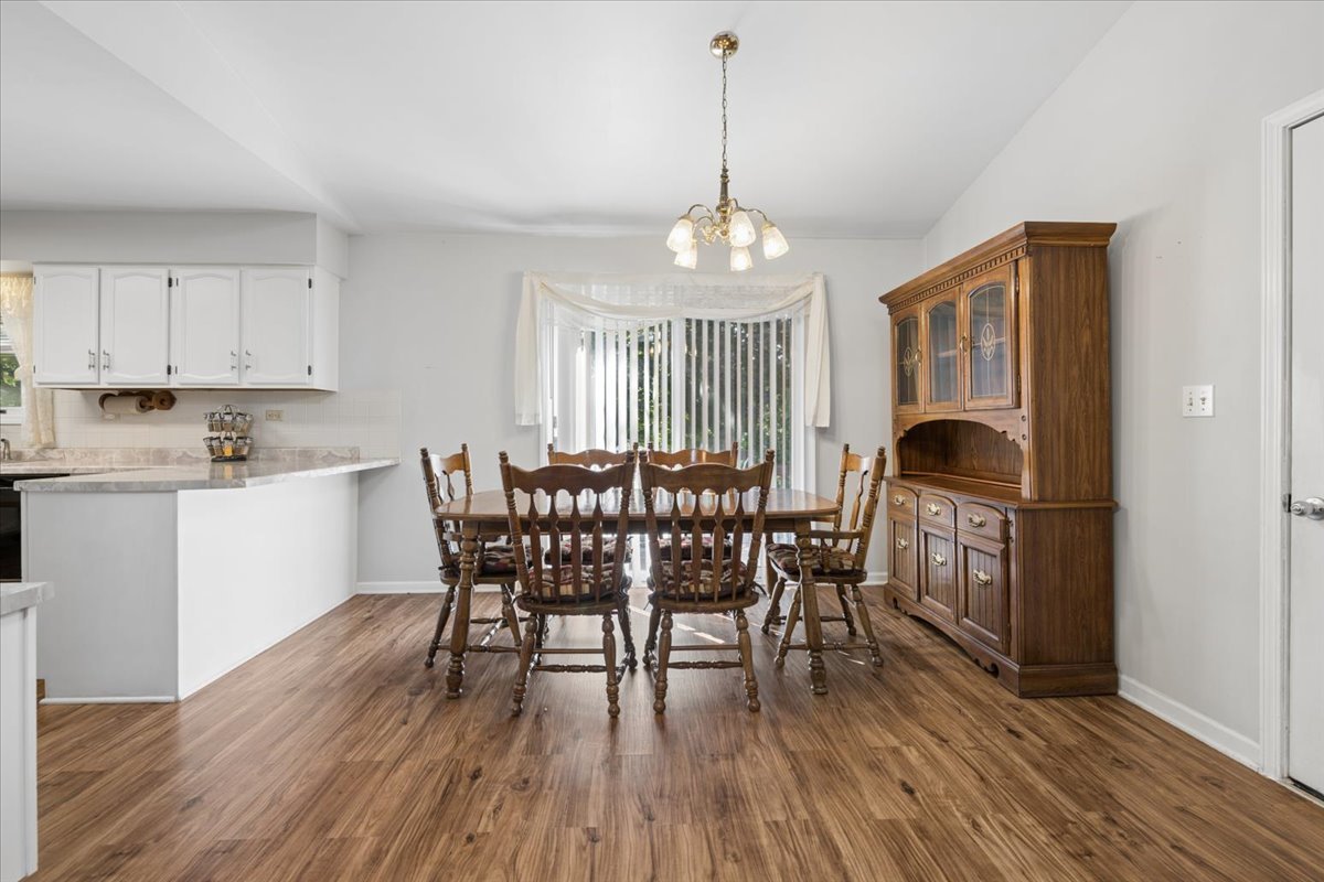 12504 Pine Drive Property Photo 11