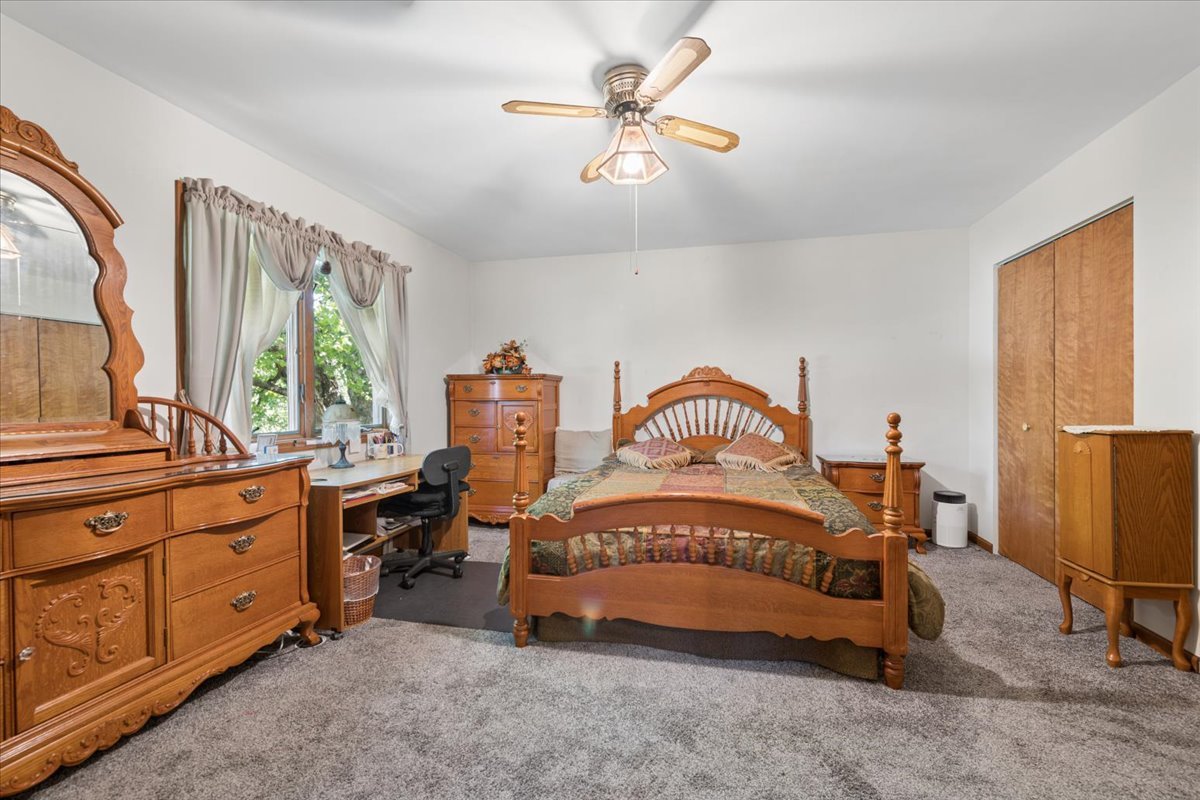 12504 Pine Drive Property Photo 16