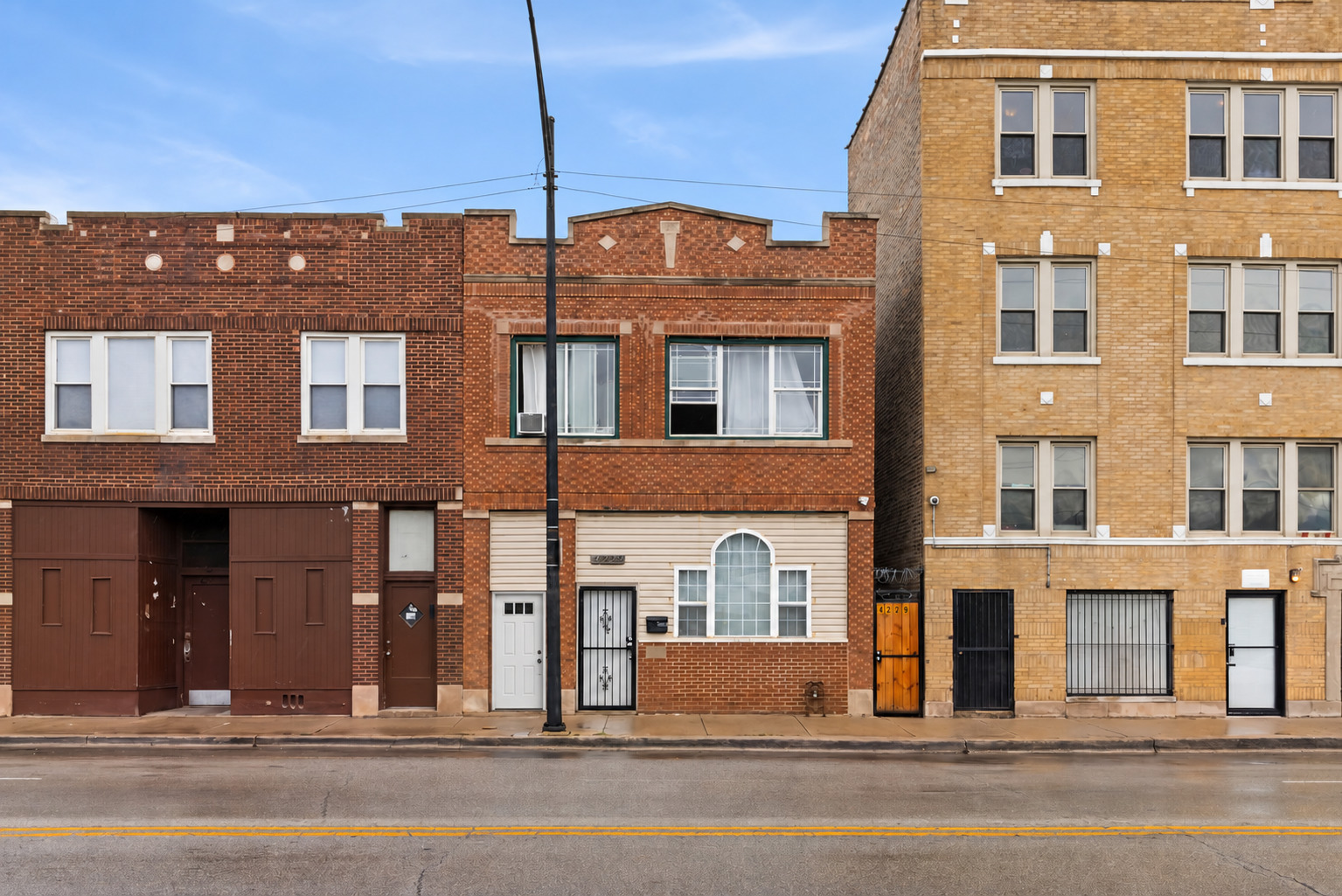 4229 W Division Street Property Photo 1