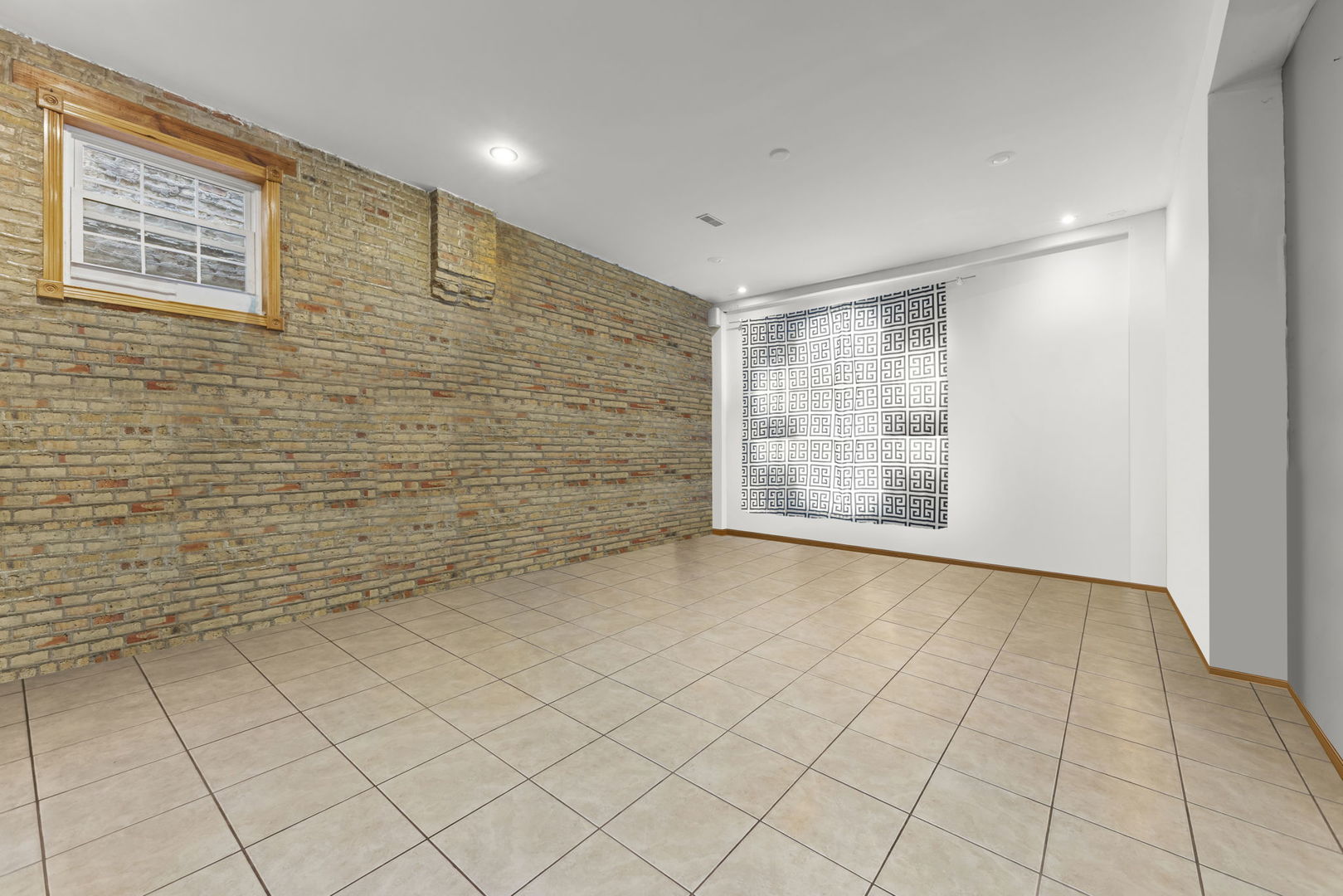4229 W Division Street Property Photo 42