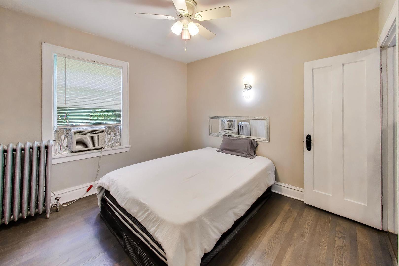 5412 N Western Avenue Property Photo 39