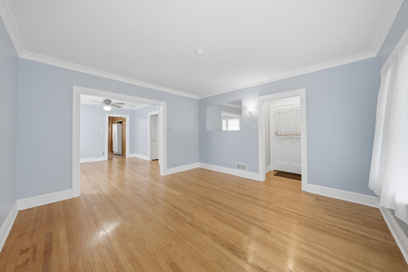 1200 S 15th Avenue Property Photo 3