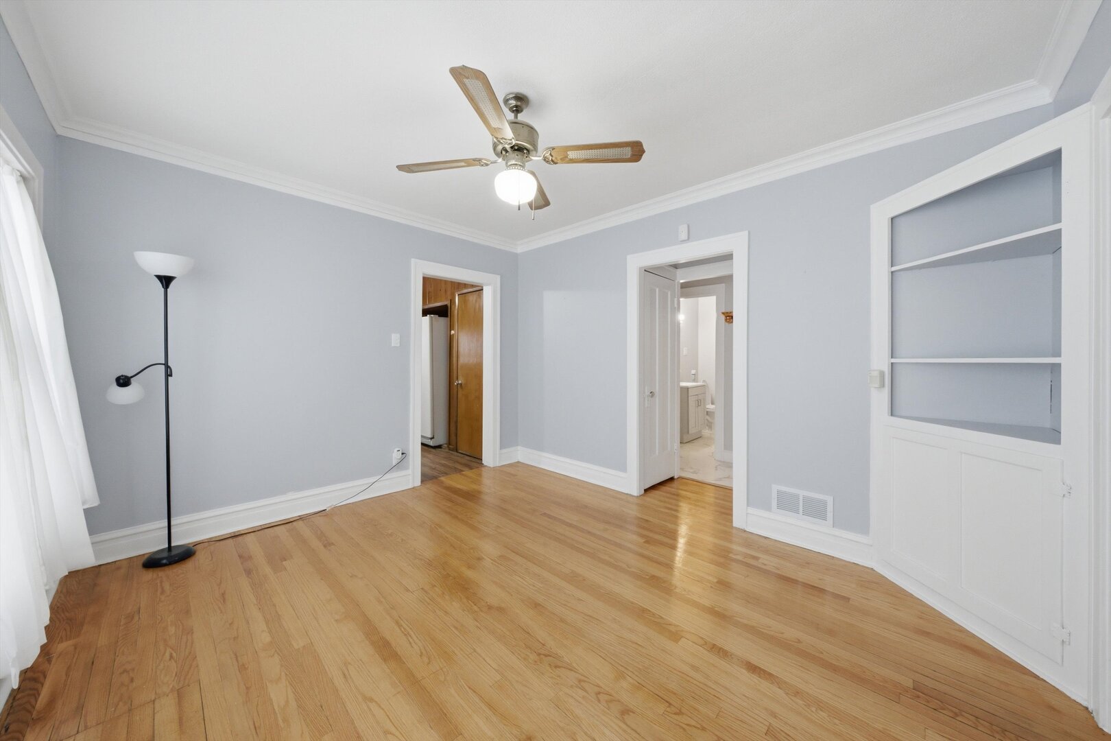 1200 S 15th Avenue Property Photo 6