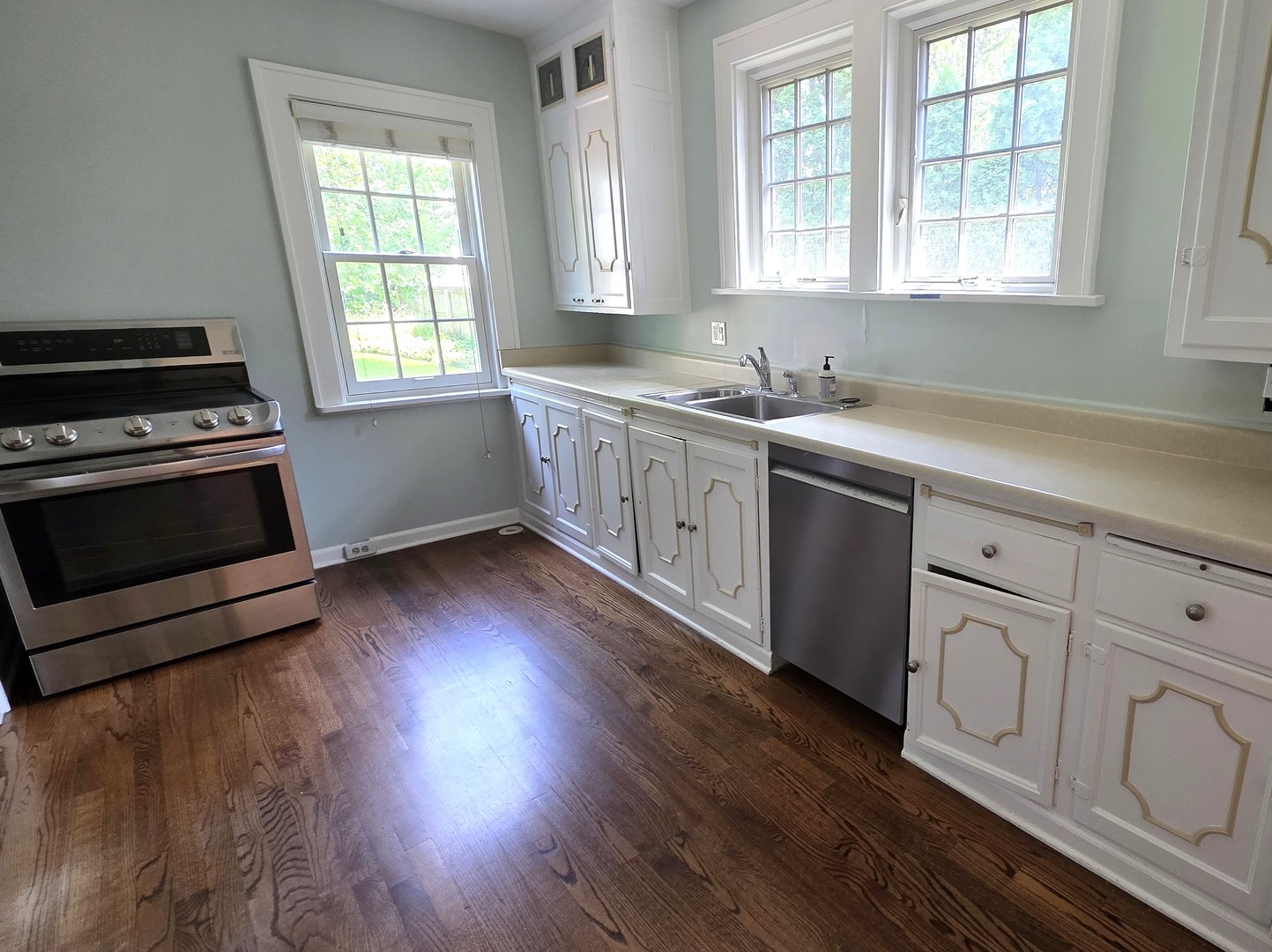 1767 Clifton Avenue Property Photo 7