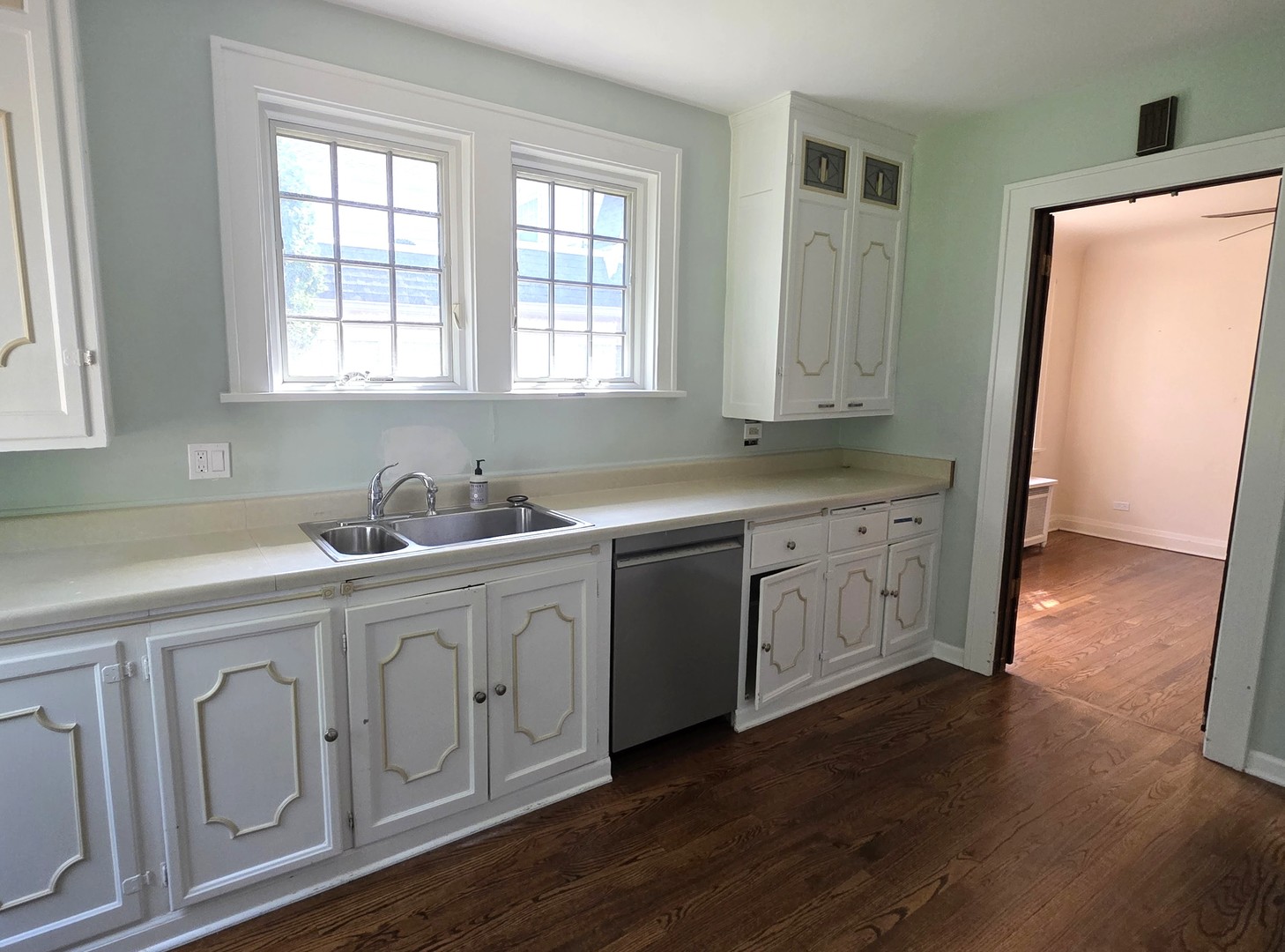 1767 Clifton Avenue Property Photo 8