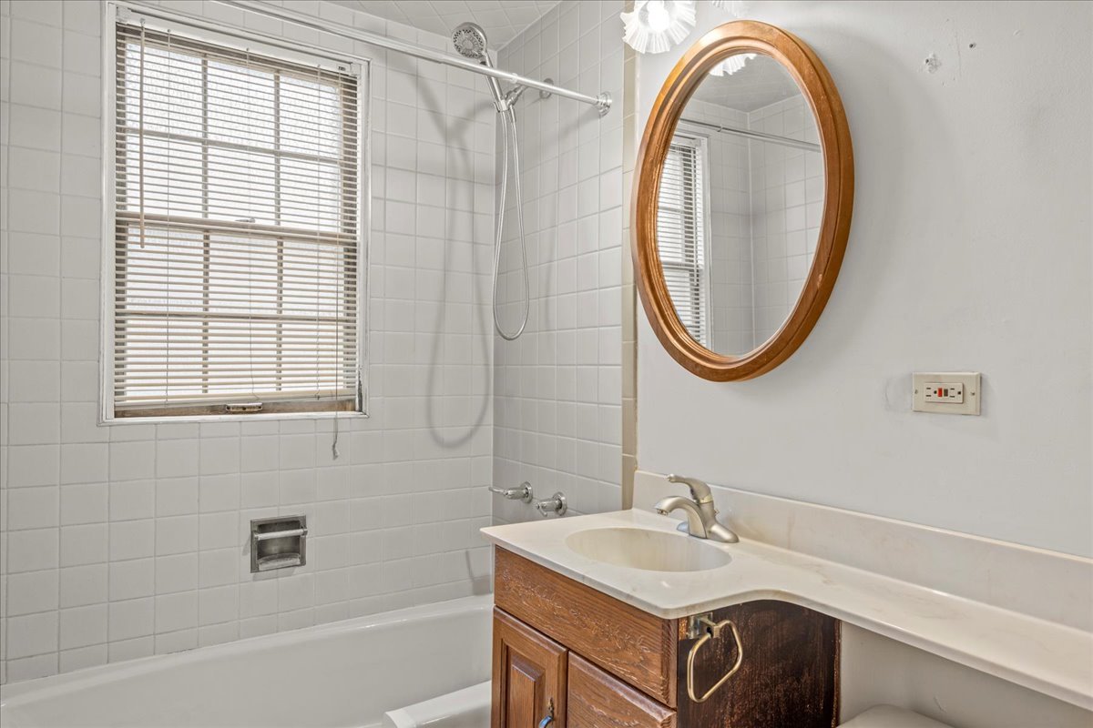 1767 Clifton Avenue Property Photo 11