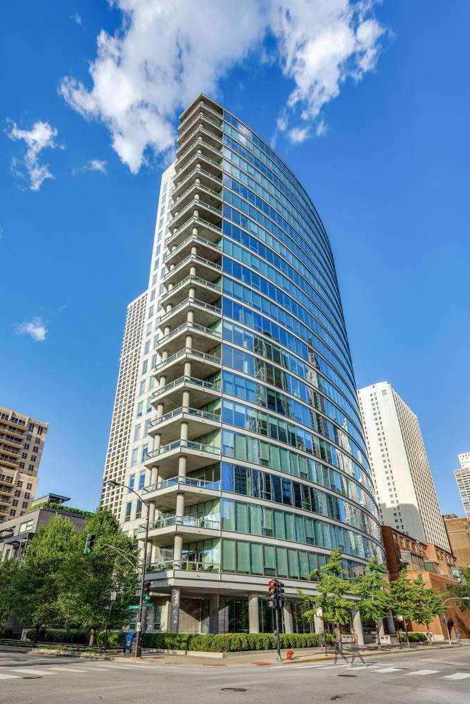 30 W Oak Street 7b Property Photo