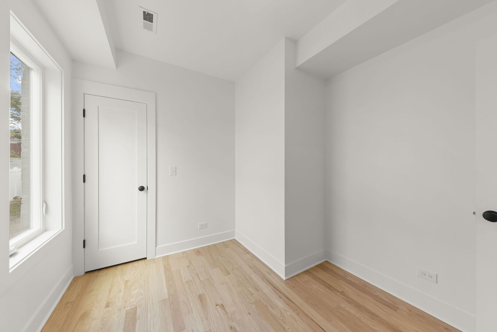 118 N President Street Property Photo 14