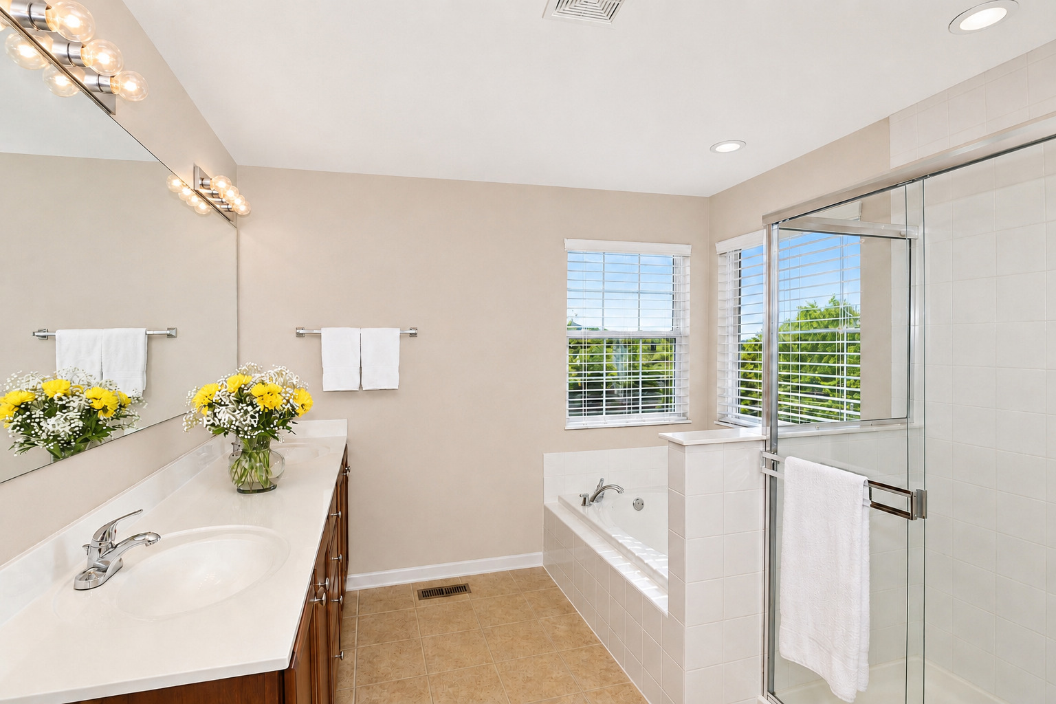 11293 Nicollet Lane Property Photo 9