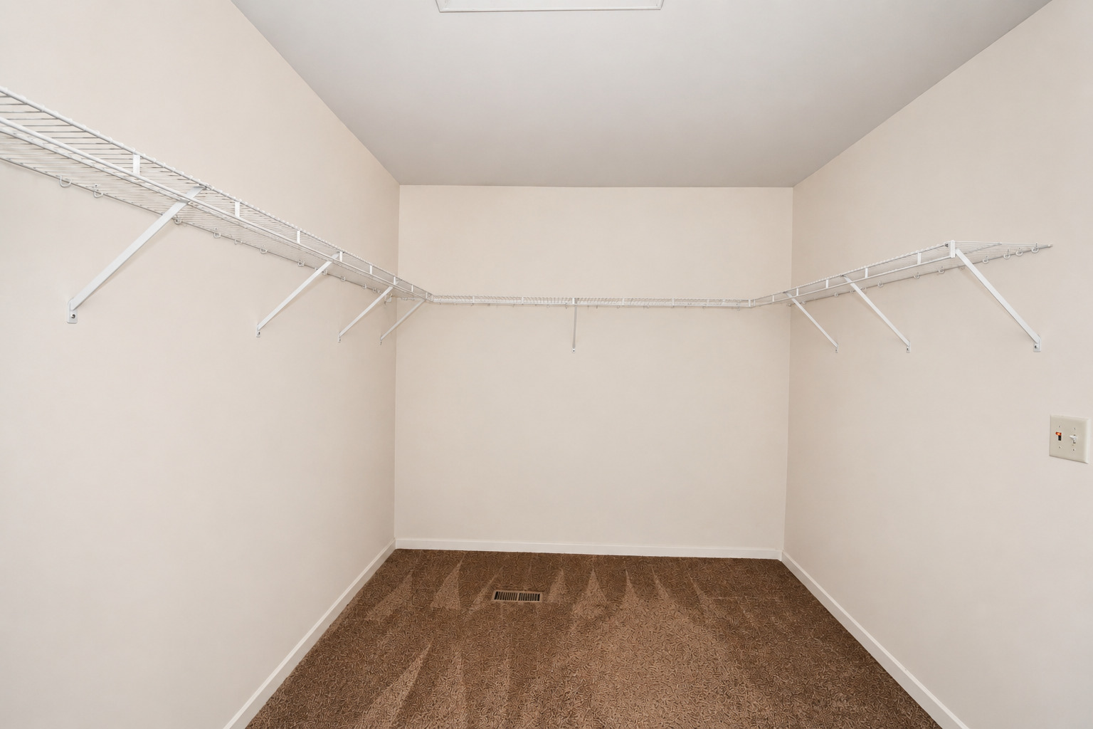 11293 Nicollet Lane Property Photo 12