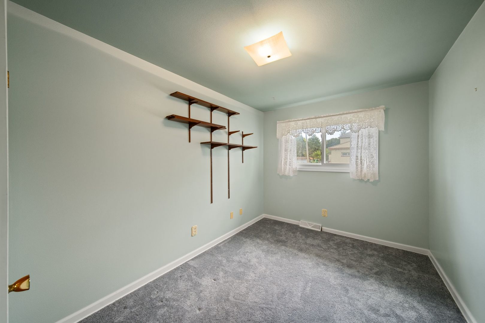 2045 Gabriel Avenue Property Photo 7