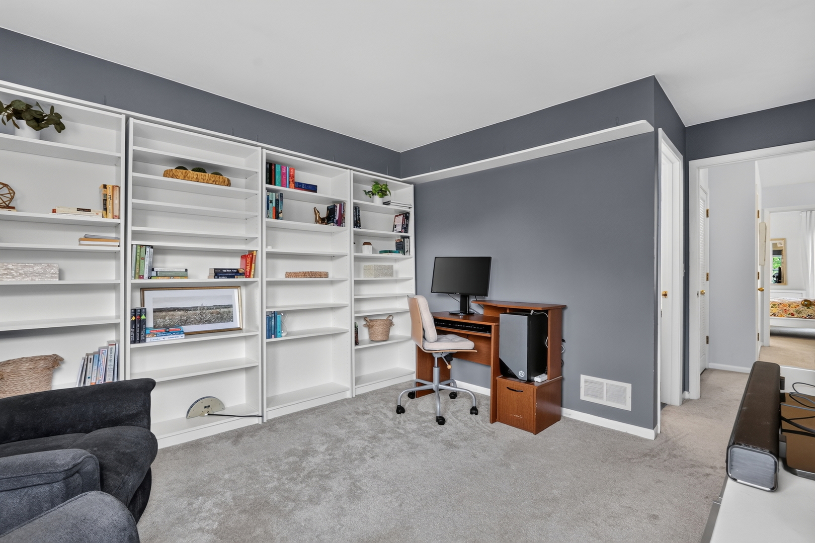 1615 Woodcrest Circle Property Photo 14