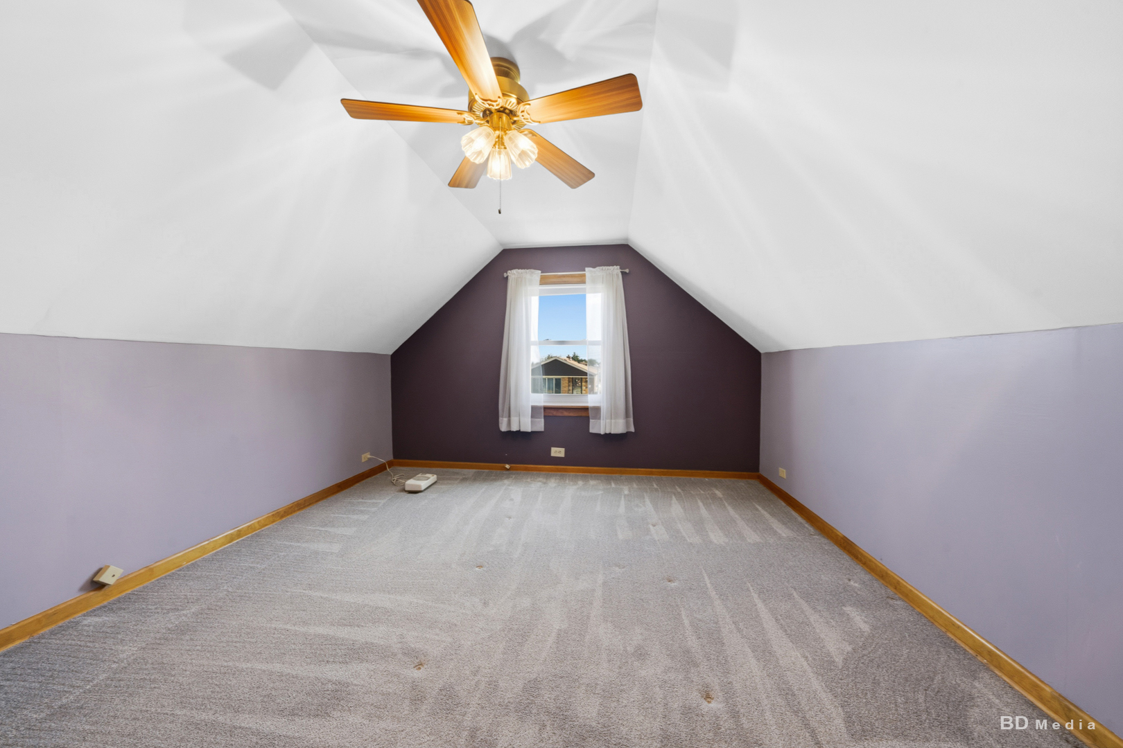6012 S Melvina Avenue Property Photo 11