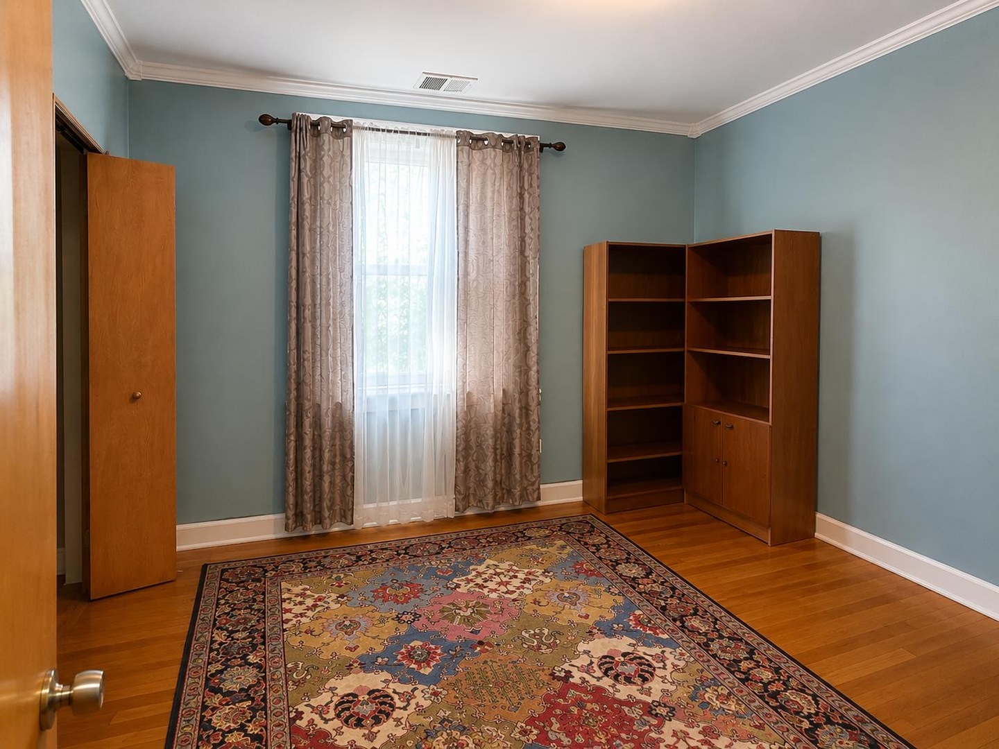 1511 W Pratt Boulevard 1 Property Photo 8