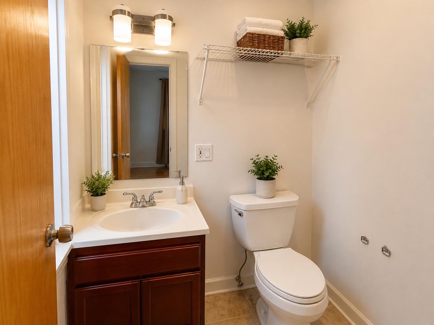 1511 W Pratt Boulevard 1 Property Photo 10