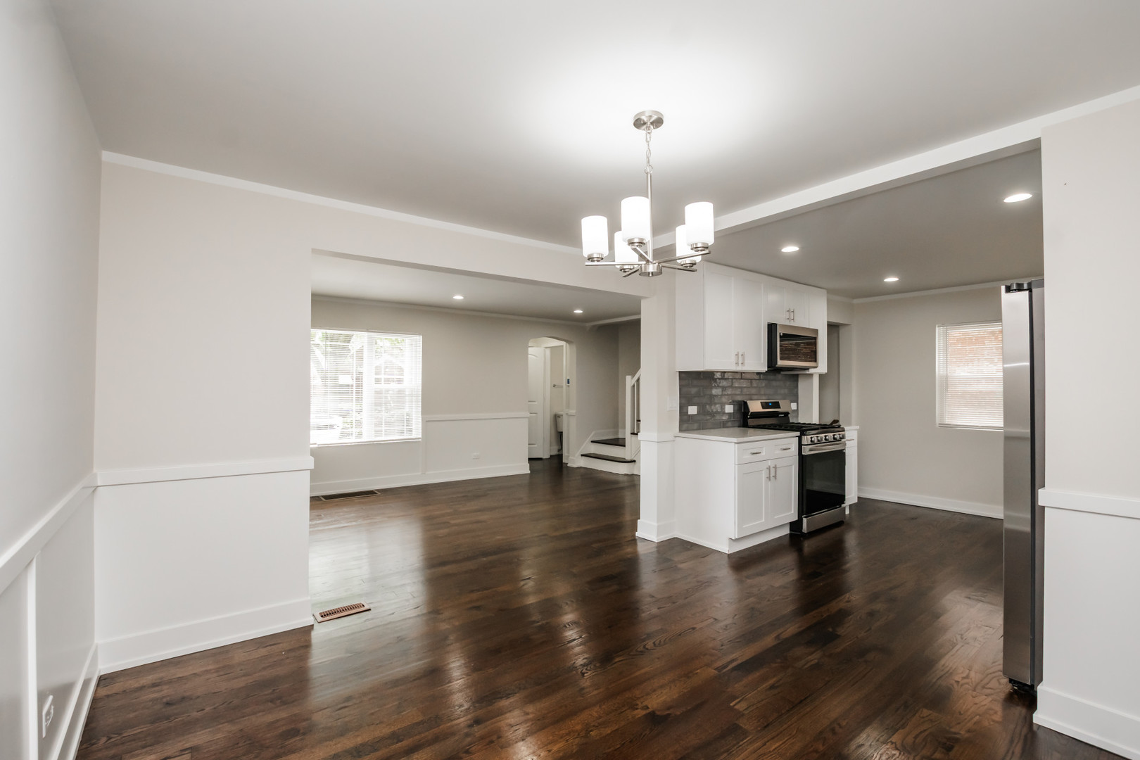 10048 S Saint Lawrence Avenue Property Photo 7