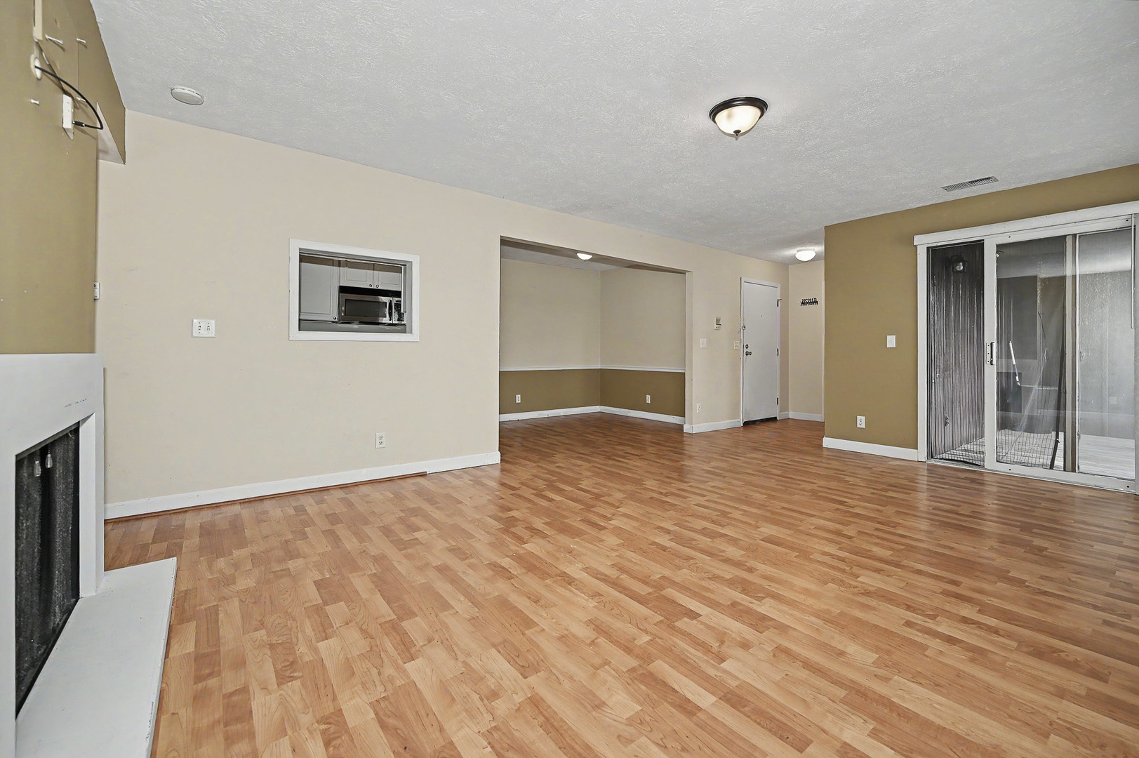 2802 E Lincoln Street 2c Property Photo 8