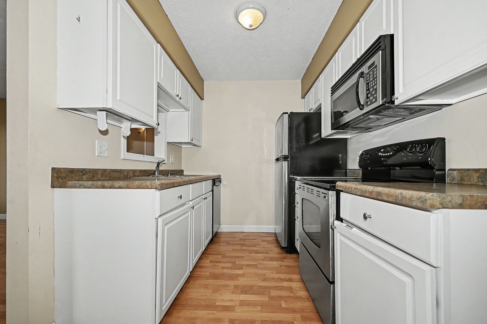 2802 E Lincoln Street 2c Property Photo 11