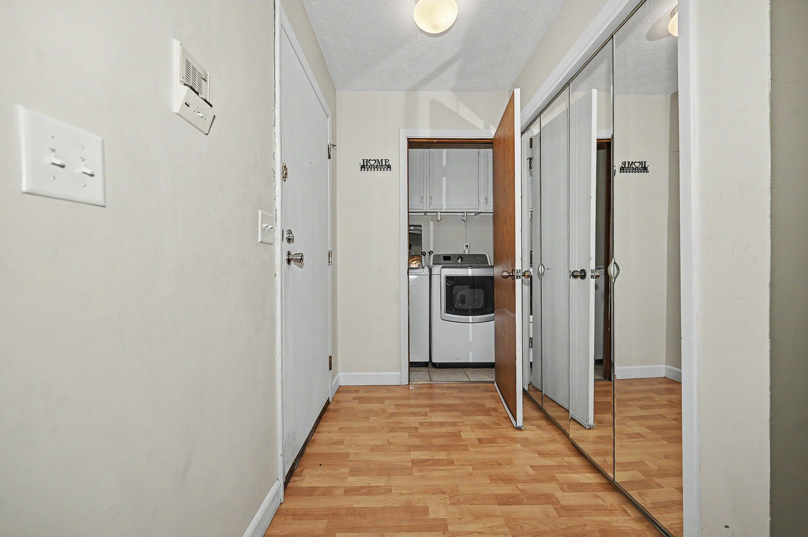 2802 E Lincoln Street 2c Property Photo 24