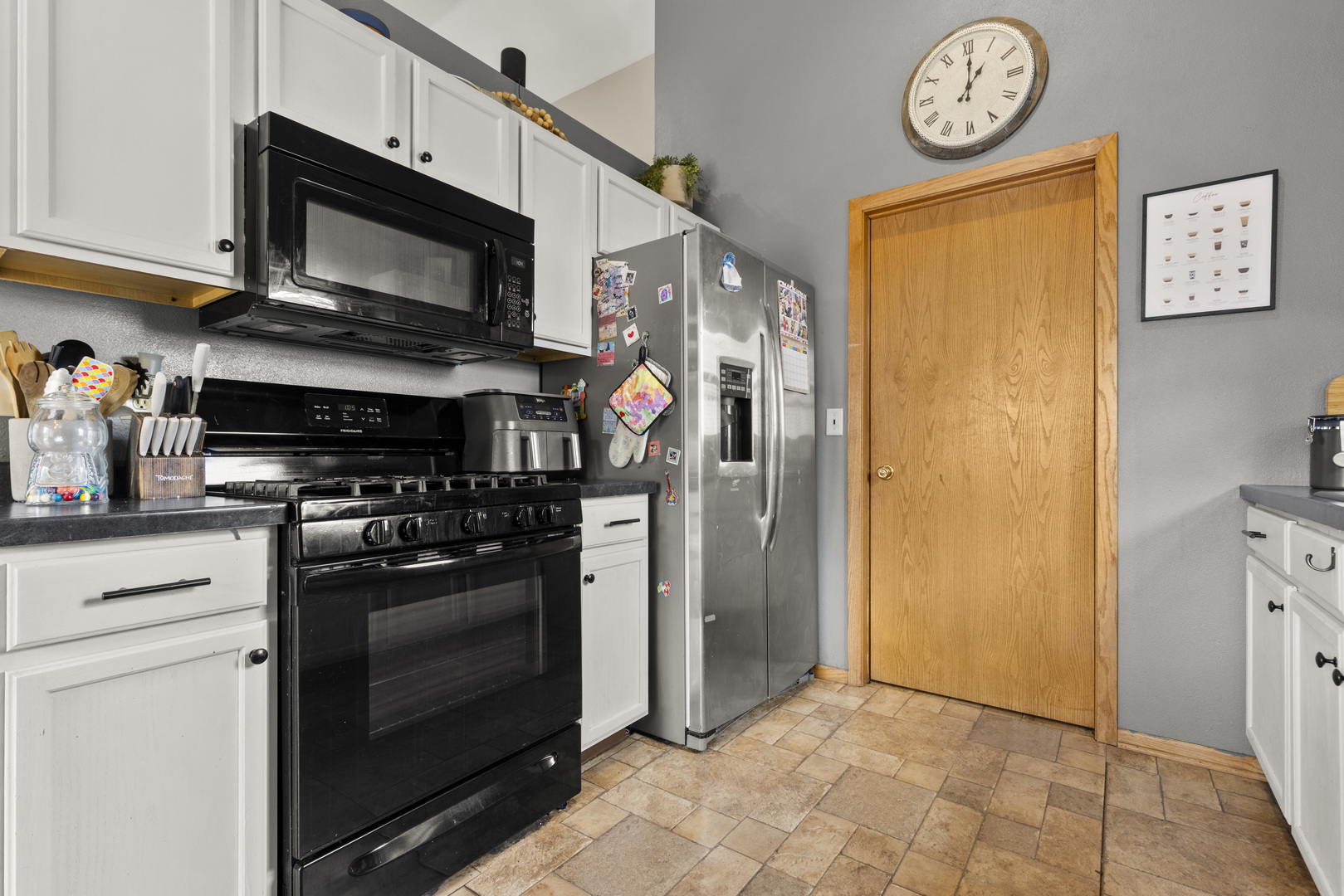 10971 Dixon Pines Circle Property Photo 8