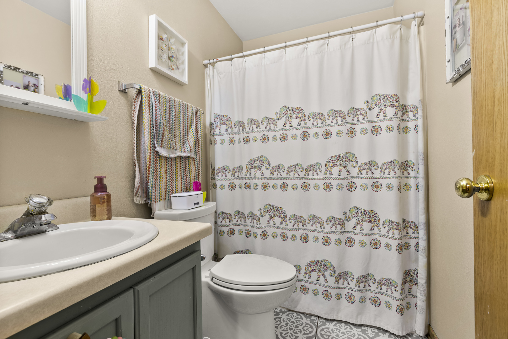 10971 Dixon Pines Circle Property Photo 9
