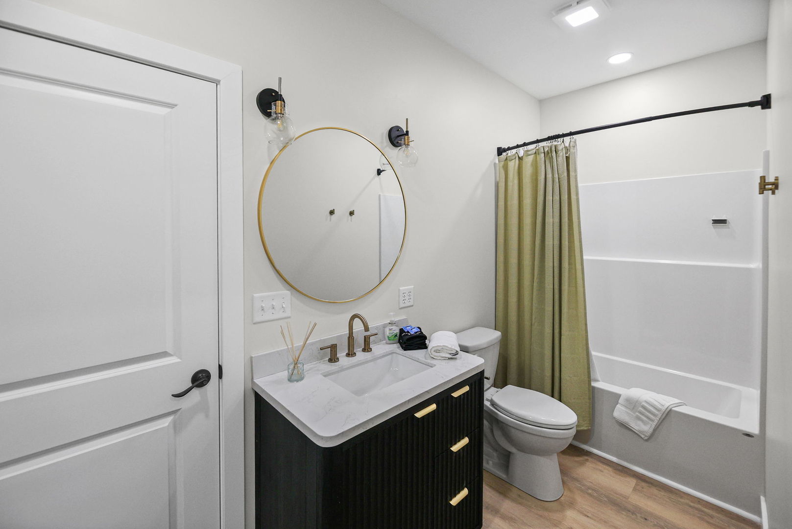 1310 S Rocky Comfort Road Property Photo 45