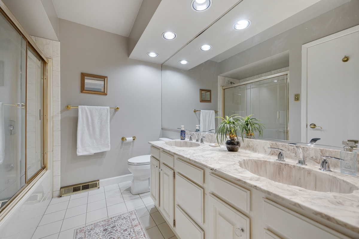 1815 Azalea Lane Property Photo 18