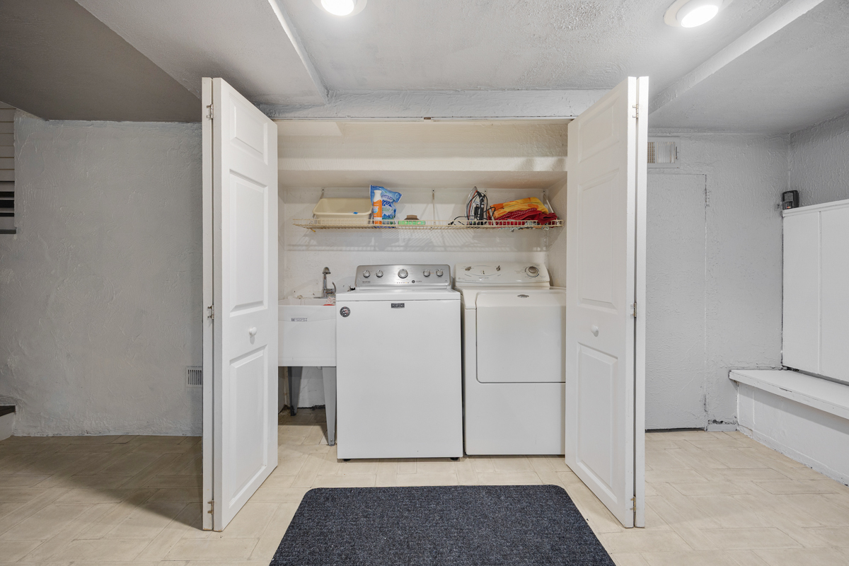 1815 Azalea Lane Property Photo 22