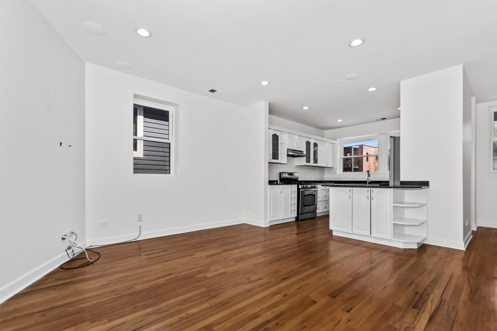 4023 S Calumet Avenue 2n Property Photo 6