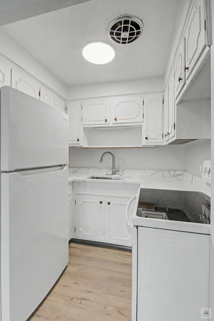727 S Maple Avenue 302 Property Photo 7