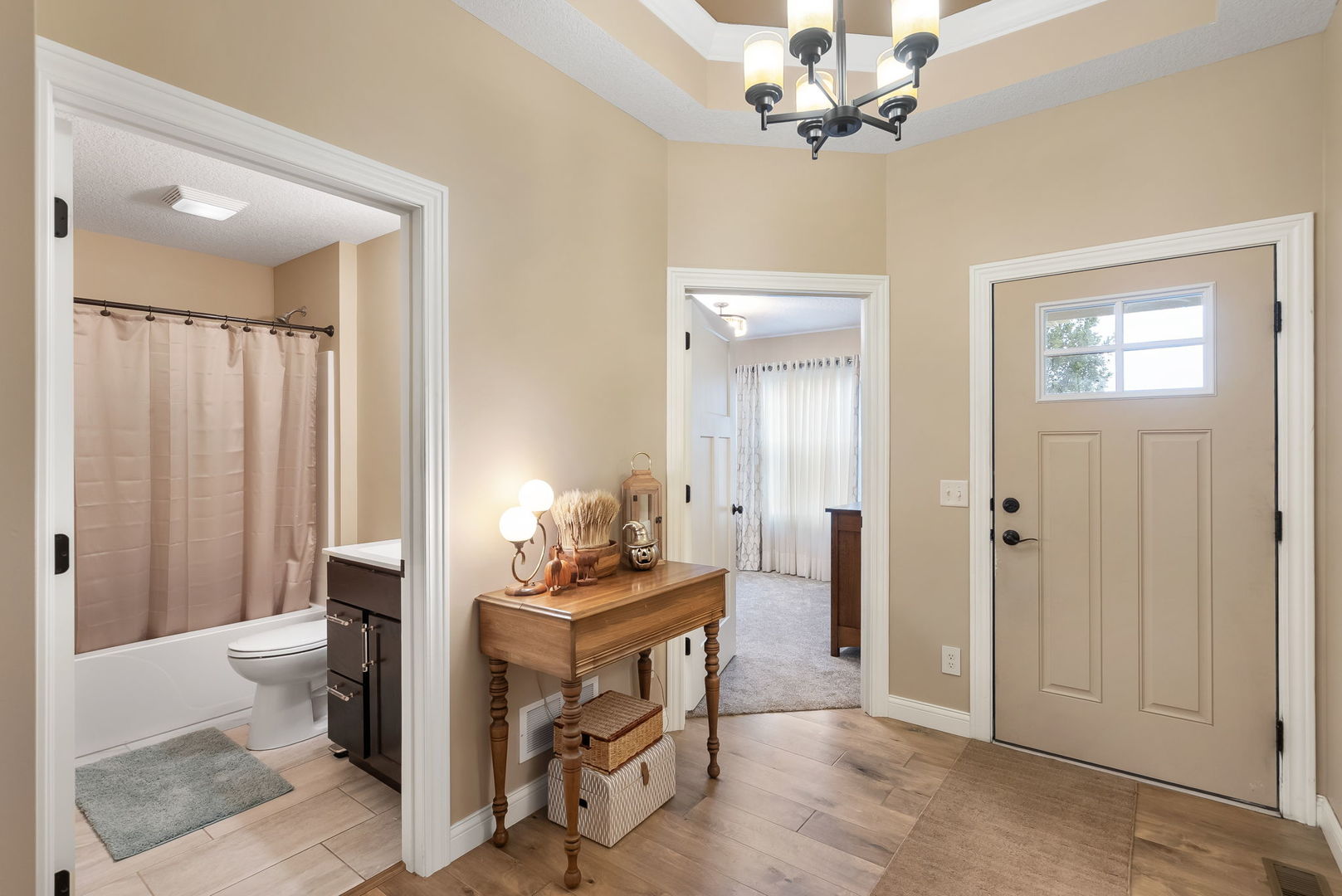 2535 Pheasant Creek Circle Property Photo 4