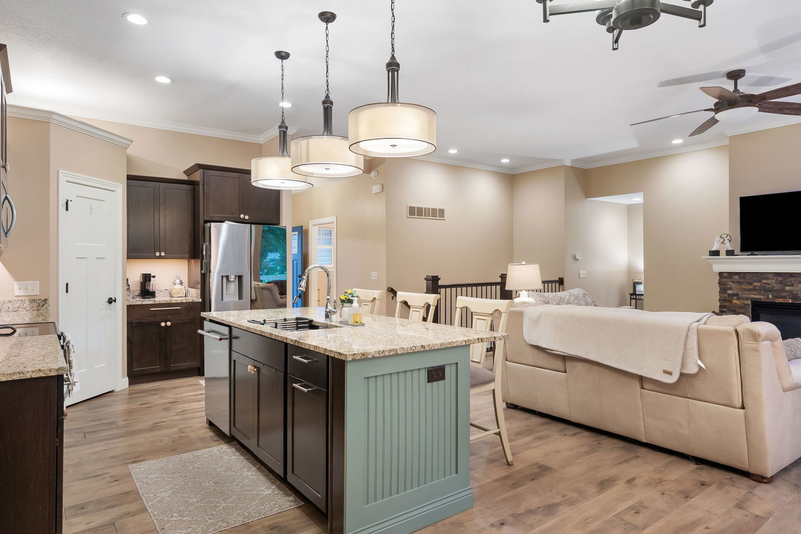 2535 Pheasant Creek Circle Property Photo 10