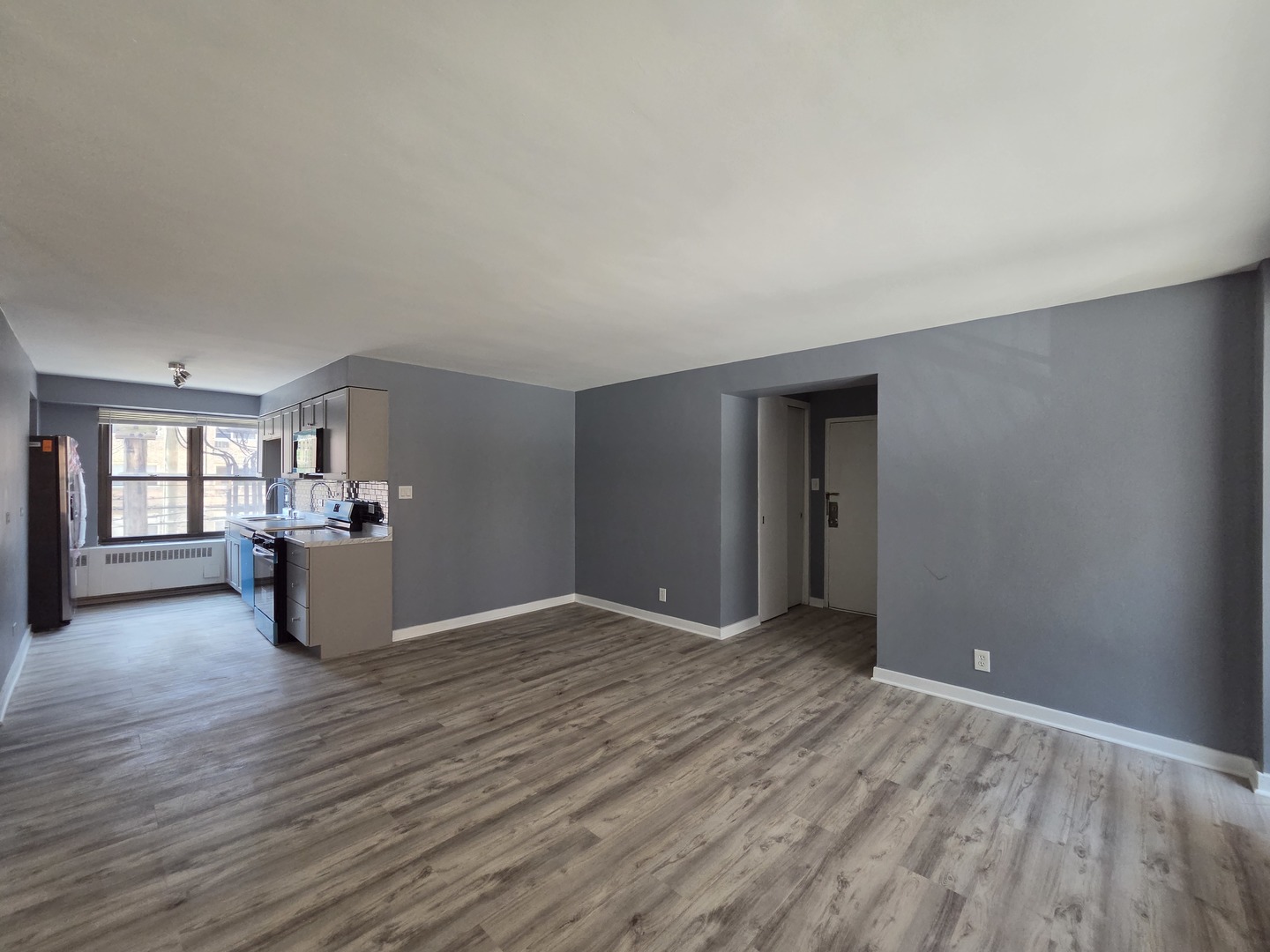 6118 N Sheridan Road 208 Property Photo 5