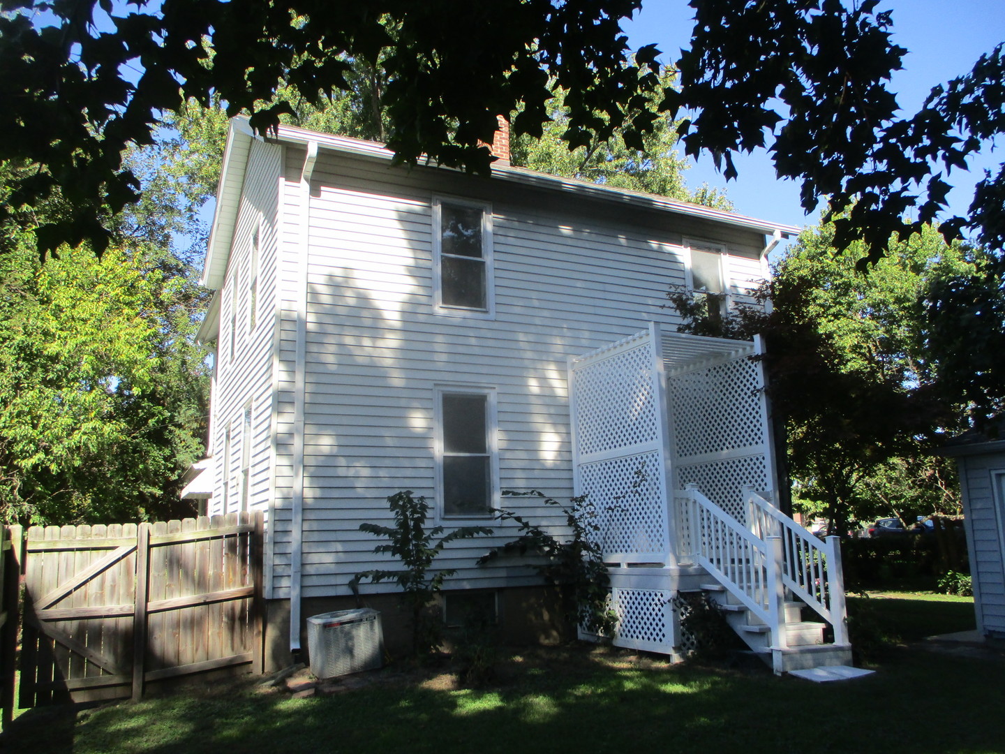 151 Jones Street Property Photo 4