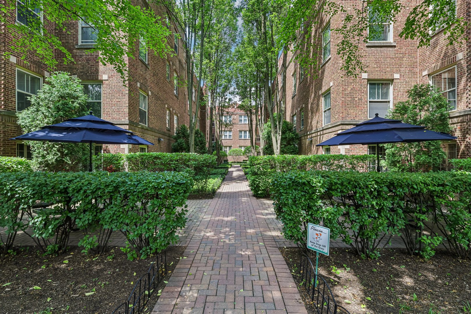 221 N Oak Park Avenue 2e Property Photo 14