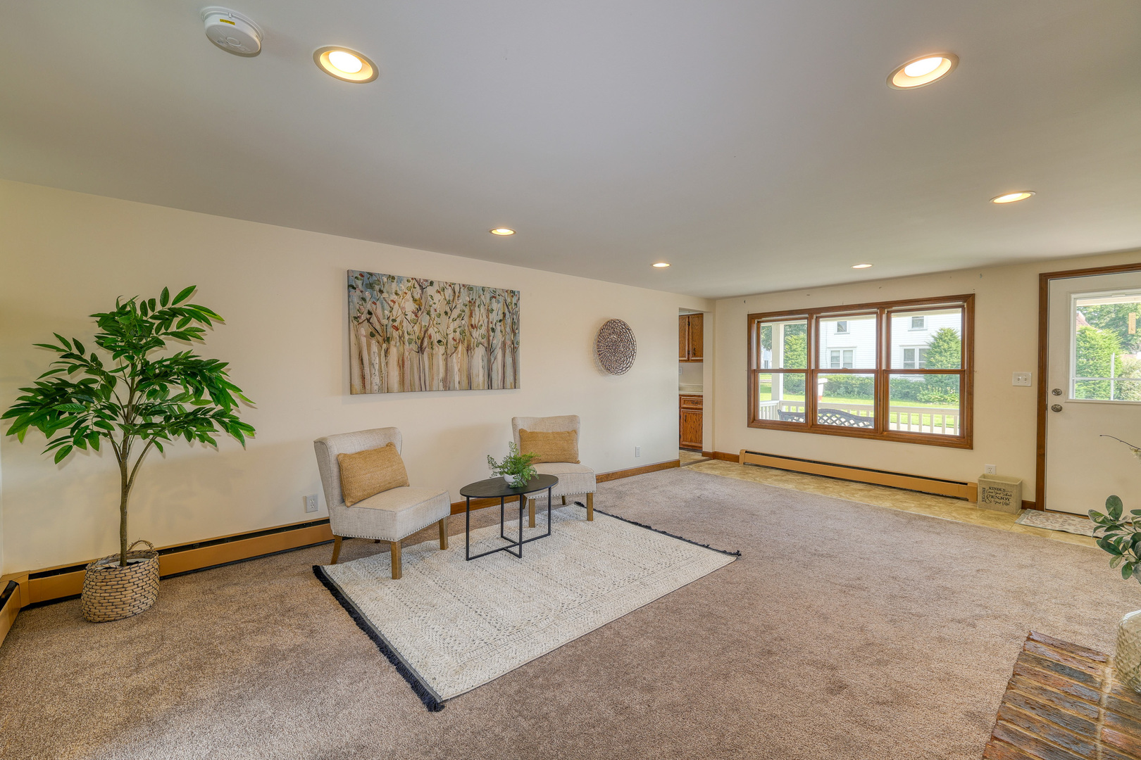 220 S First Street Property Photo 8