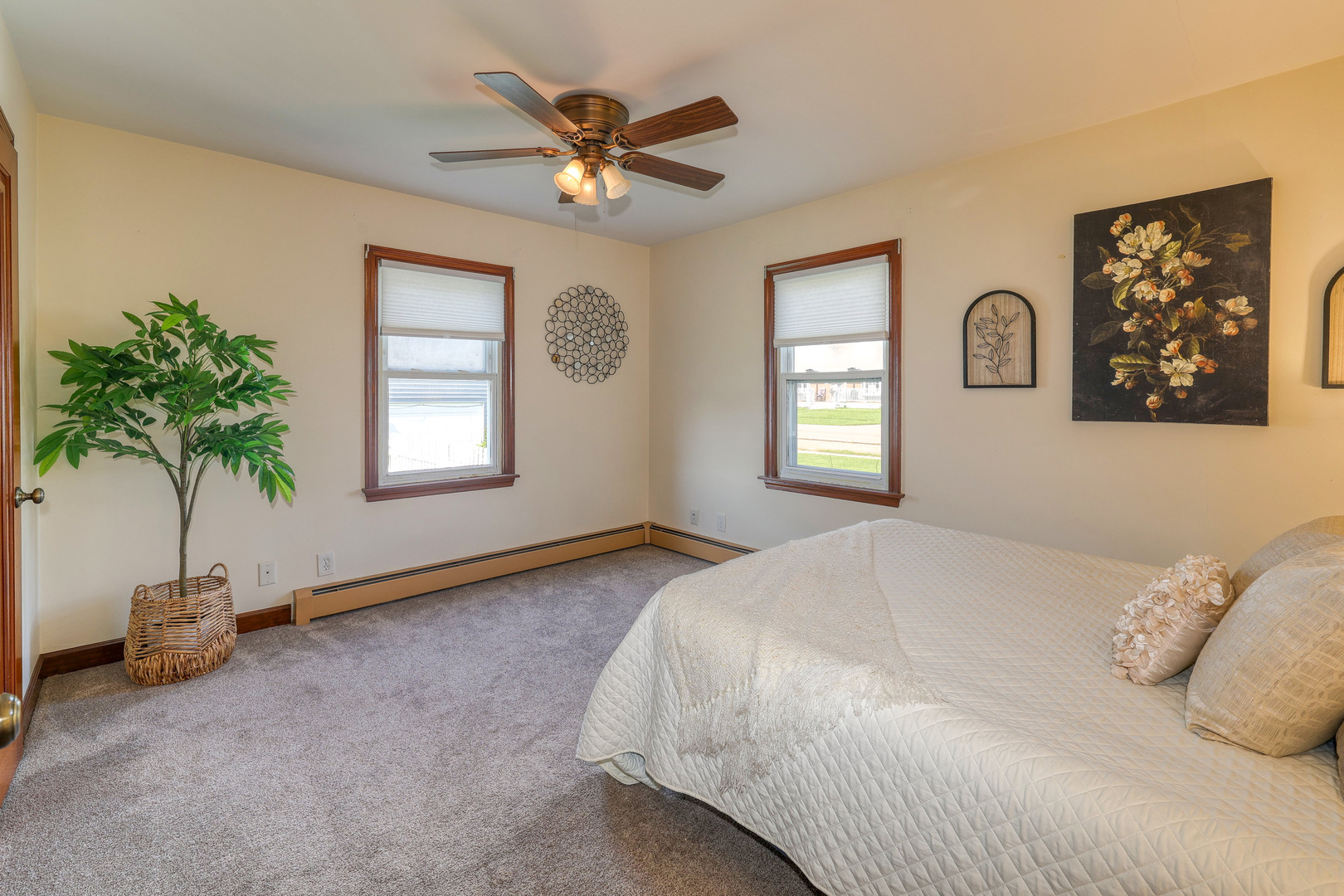 220 S First Street Property Photo 11