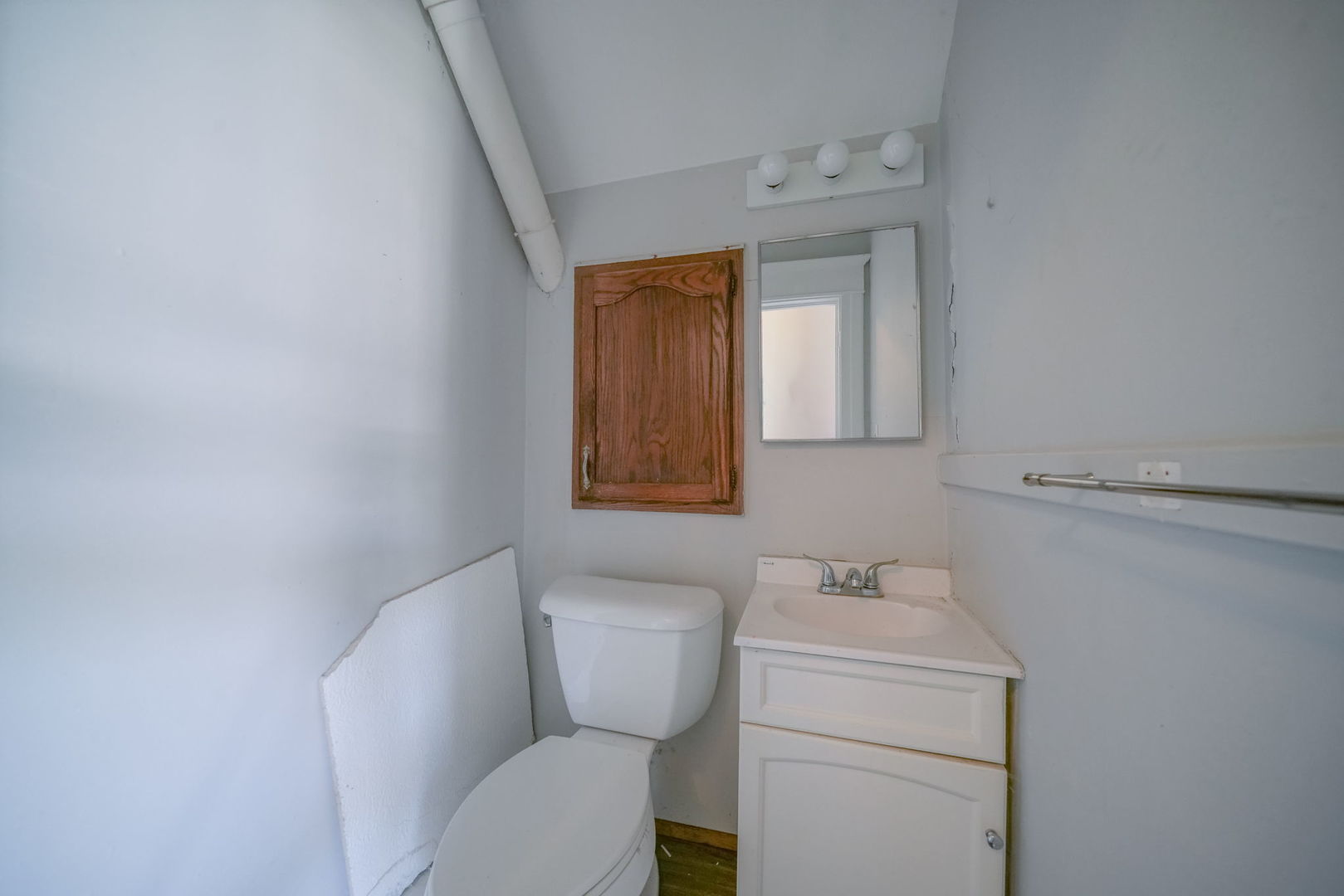 410 Albert Avenue Property Photo 17