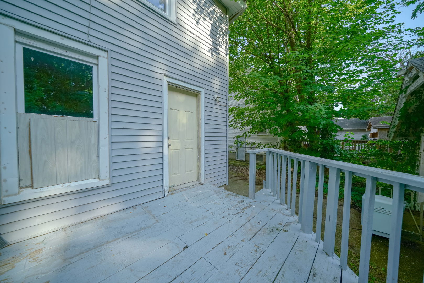 410 Albert Avenue Property Photo 18